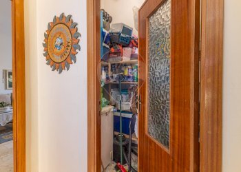 Hall / corridoio - Quadrilocale Via Carlo Alberto
 
10, Castelsardo - foto 21