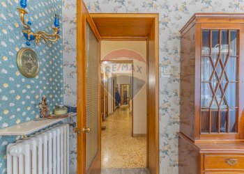 Hall / corridoio - Appartamento Viale Italia
 
36, Sassari - foto 12