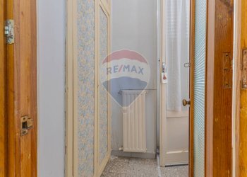 Hall / corridoio - Appartamento Viale Italia
 
36, Sassari - foto 32