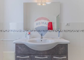 Bagno - Appartamento Viale Italia
 
36, Sassari - foto 56