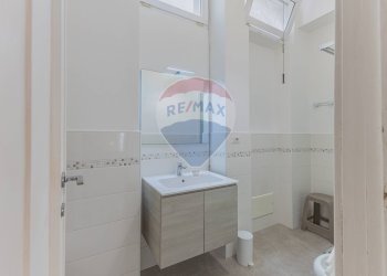 Bagno - Appartamento Viale Italia
 
36, Sassari - foto 80