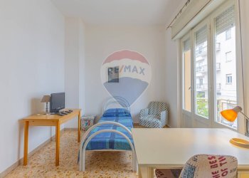 Camera / camera da letto - Appartamento Viale Italia
 
36, Sassari - foto 85