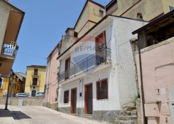 Edificio all\'aperto - Casa semi indipendente via riella, Pietrelcina - foto 2