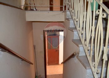 Scale - Casa semi indipendente via riella, Pietrelcina - foto 9