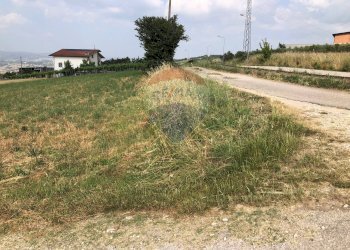 Giardino - Terreno edificabile contrada pescare
snc, Fragneto Monforte - foto 2