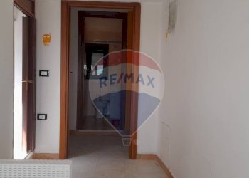 Hall / corridoio - Semi-detached house Solopaca - photo 22