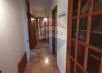 Hall / corridoio - Semi-detached house Solopaca - photo 35