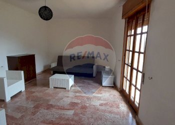 Soggiorno - Semi-detached house Solopaca - photo 43