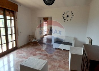 Soggiorno - Semi-detached house Solopaca - photo 44