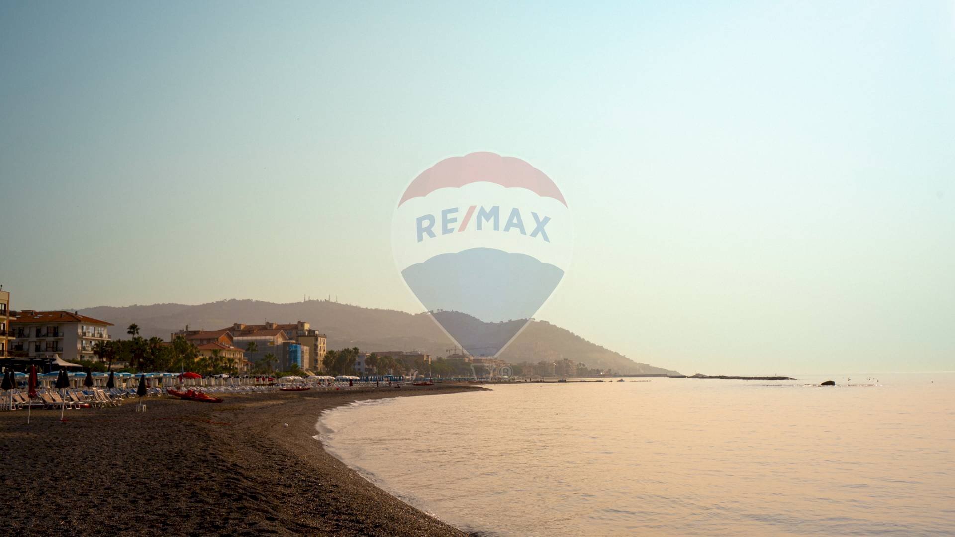 Vista dell\'acqua - Bilocale Generale ardoino
 
205, Diano Marina - foto 1