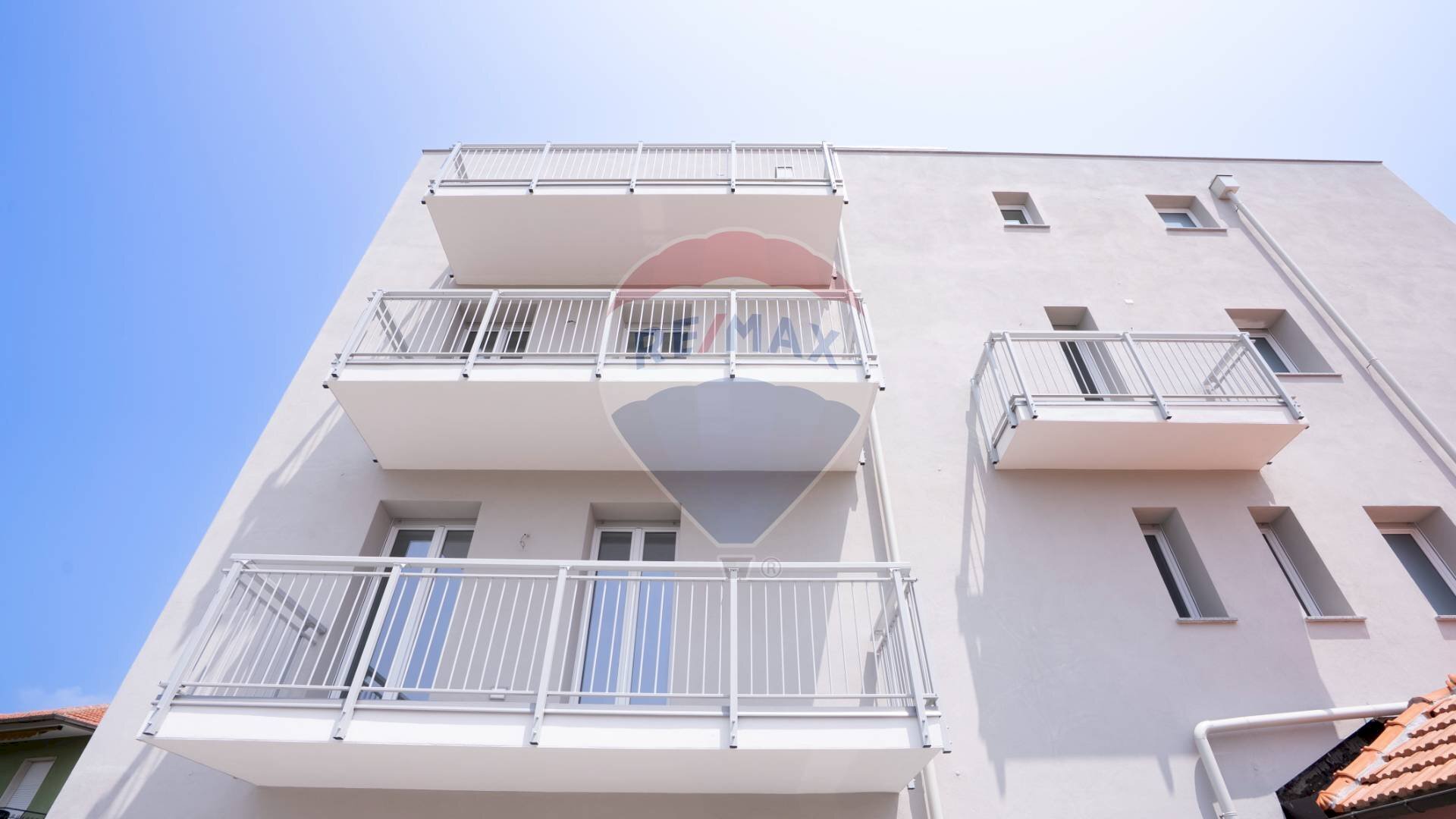 Edificio all\'aperto - Bilocale generale ardoino
 
205, Diano Marina - foto 1