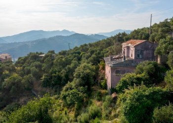 Foto 19 - Villa VIA CAV. FELICE COGORNO
 
295, Cogorno - photo 17