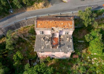 Foto 27 - Villa VIA CAV. FELICE COGORNO
 
295, Cogorno - photo 25