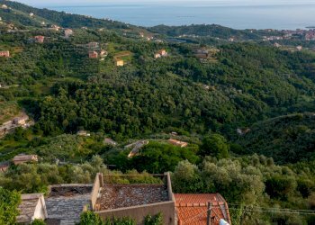 Foto 42 - Villa VIA CAV. FELICE COGORNO
 
295, Cogorno - photo 40