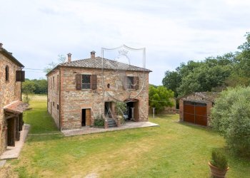 Foto 1 - Rustico Via Giacomo Matteotti
 
3, Lucignano - foto 1