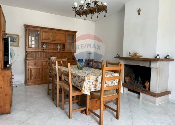 Sala da pranzo - Independent house Via Fontecostanza
 
10, Scapoli - photo 2