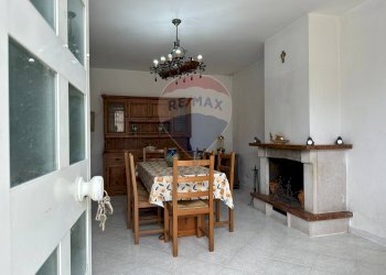 Sala da pranzo - Independent house Via Fontecostanza
 
10, Scapoli - photo 26