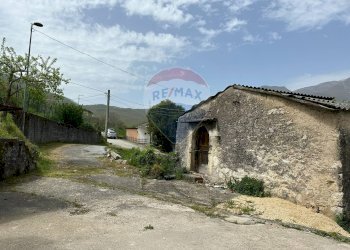 Casa all\'aperto - Independent house Via Fontecostanza
 
10, Scapoli - photo 77