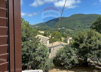 Vista delle montagne - Casa indipendente Strada statale 158
 
102, Pizzone - foto 47