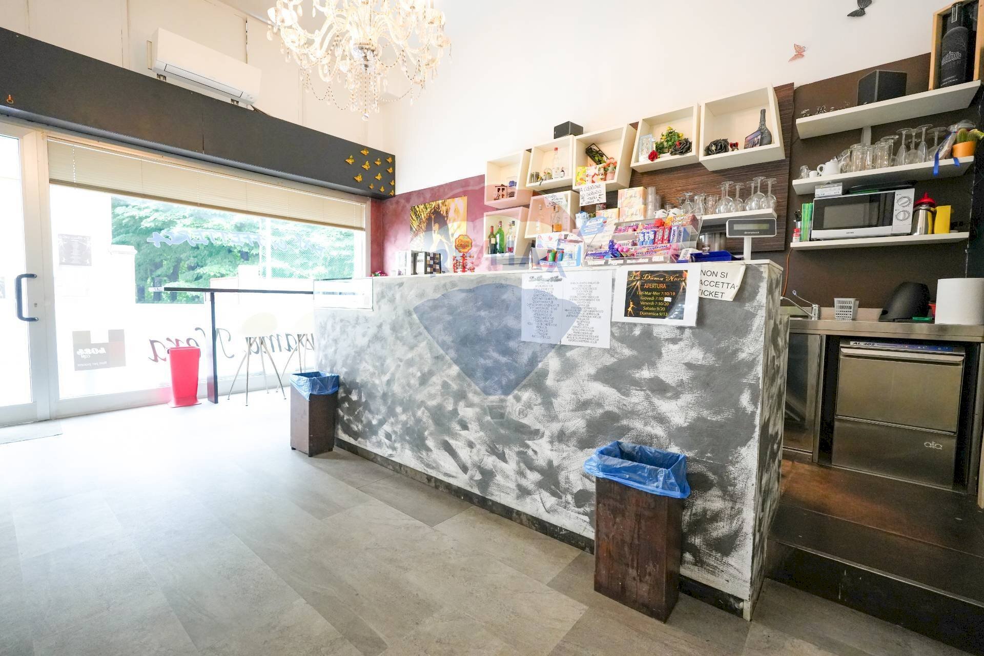 Camera / camera da letto - Bar Tavola Calda - Fredda VIA ENRICO TAZZOLI
 
7, Monza - foto 2