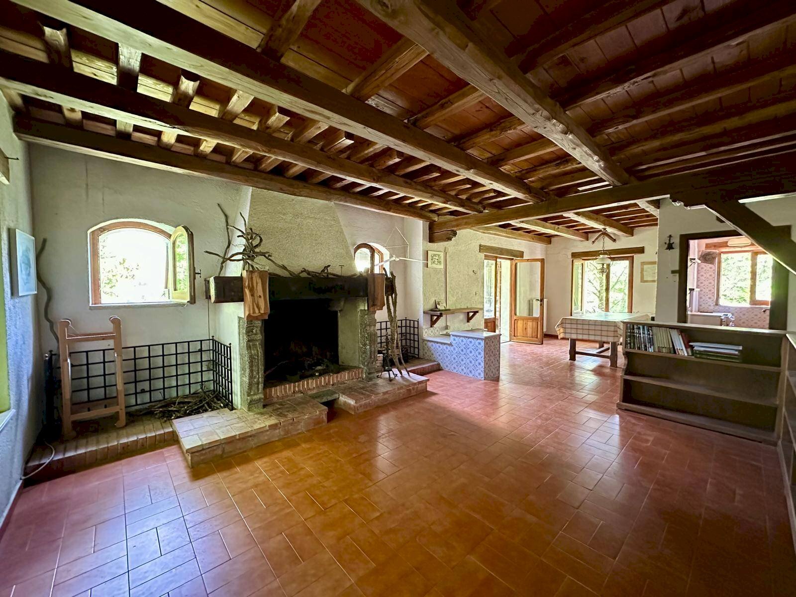 Foto 2 - Casa semi indipendente Via dell'Acquasavia
 
snc, Rocca di Mezzo - foto 2