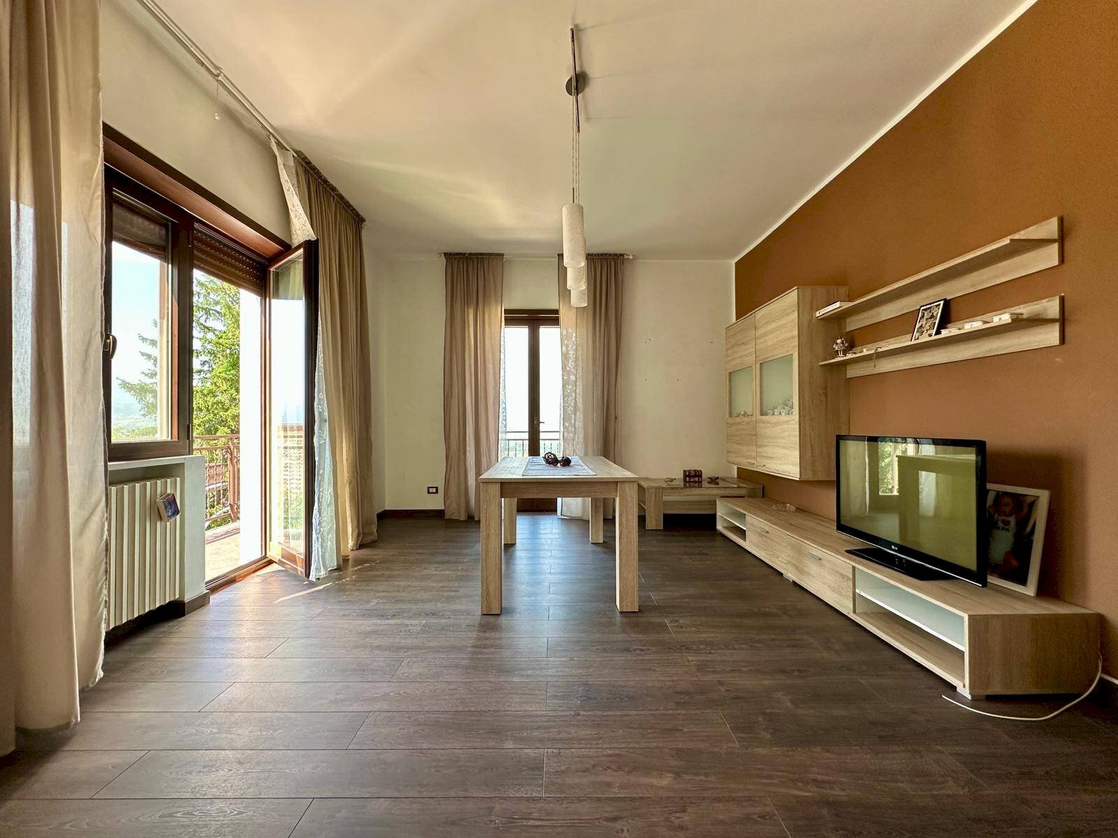 Foto 2 - Villa Via degli Orti
 
84, L'Aquila - photo 2