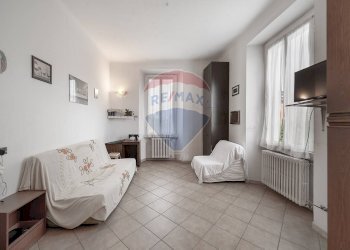 Soggiorno - Three-room apartment VIa Venezia
 
25, Sesto San Giovanni - photo 28