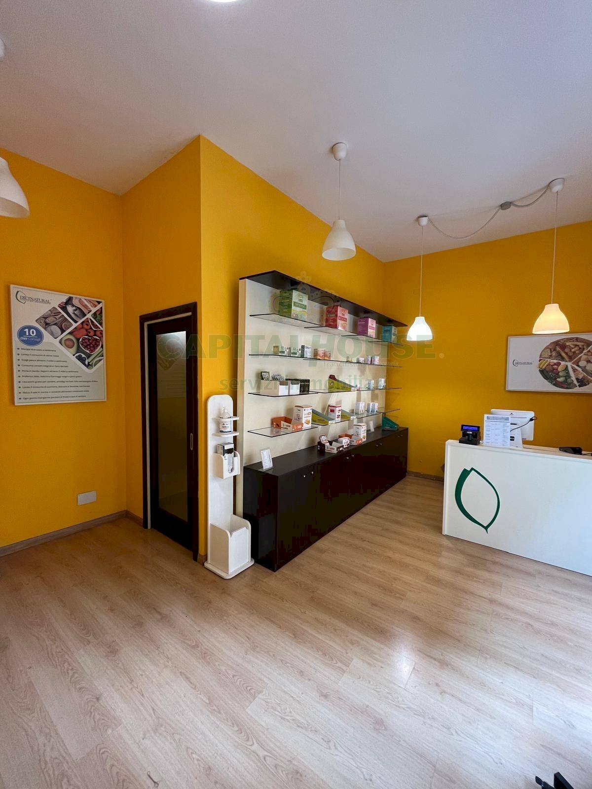 Foto 2 - Commercial Activity Via Trinità, Avellino - photo 2