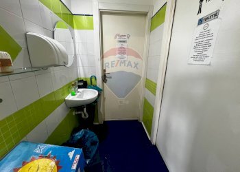 Bagno - Locale Commerciale Piazzale Ungheria
5, Trabia - foto 6