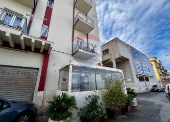 Edificio all\'aperto - Locale Commerciale Piazzale Ungheria
5, Trabia - foto 9