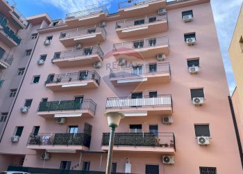 Edificio all\'aperto - Box Via Cutò
 
30, Bagheria - photo 1