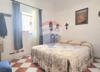 Camera / camera da letto - Independent house via generale traina
 
12, Baucina - photo 17