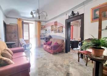 Soggiorno - Independent house via generale traina
 
12, Baucina - photo 23