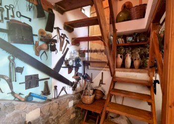 Scale - Semi-detached house VIA PADRE PIO
 
SNC, Cefalù - photo 38