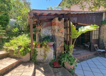 Giardino - Semi-detached house VIA PADRE PIO
 
SNC, Cefalù - photo 60