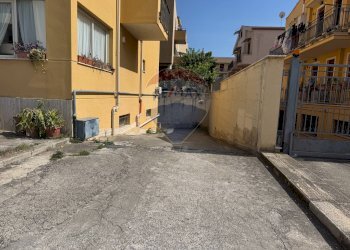 Edificio all\'aperto - Commercial Premises Via Luigi Cherubini
 
8, Bagheria - photo 1