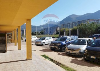 Terrazza - Attività Commerciale via giacomo leopardi
 
58, Carini - foto 3