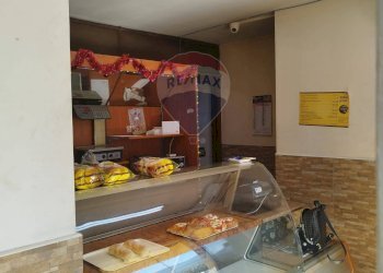 Dettagli - Attività Commerciale via giacomo leopardi
 
58, Carini - foto 4