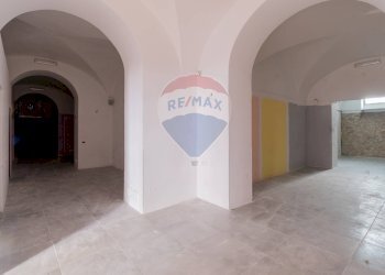 Stanza vuota - Locale Commerciale Via  Giorgio Castriota
 
2, Palermo - foto 8