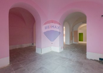 Stanza vuota - Locale Commerciale Via  Giorgio Castriota
 
2, Palermo - foto 17