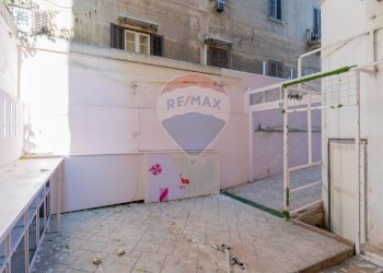 Terrazza - Locale Commerciale Via  Giorgio Castriota
 
2, Palermo - foto 19