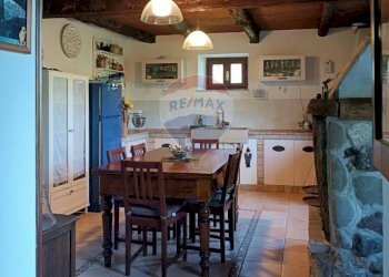 Sala da pranzo - Casa indipendente Vicolo Tiziano Vecellio
 
4, Cison di Valmarino - foto 9