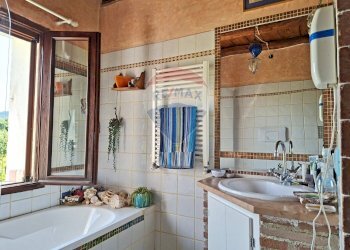 Bagno - Casa indipendente Vicolo Tiziano Vecellio
 
4, Cison di Valmarino - foto 33