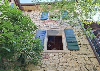 Casa all\'aperto - Casa indipendente Vicolo Tiziano Vecellio
 
4, Cison di Valmarino - foto 43