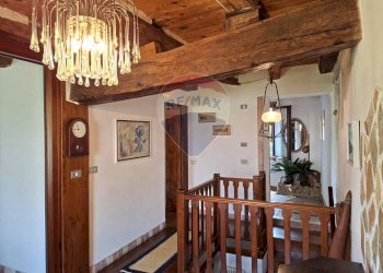 Sala da pranzo - Casa indipendente Vicolo Tiziano Vecellio
 
4, Cison di Valmarino - foto 59