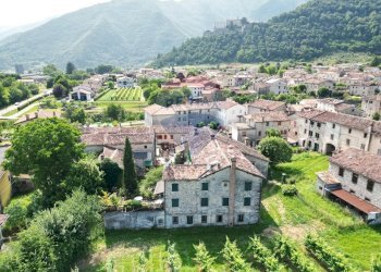 Vista delle montagne - Casa indipendente Vicolo Tiziano Vecellio
 
4, Cison di Valmarino - foto 87