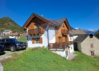 Casa all\'aperto - Villa frazione Cravegna
 
301, Crodo - foto 1