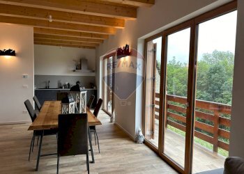 Sala da pranzo - Villa frazione Cravegna
 
301, Crodo - foto 7