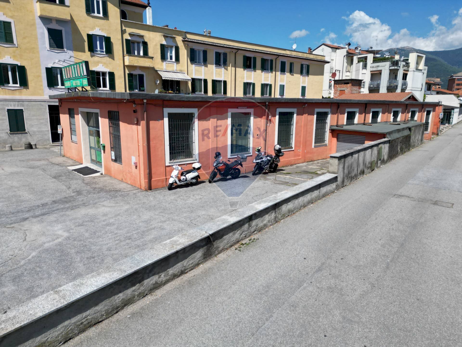 Edificio all\'aperto - Negozio Via Alle Fabbriche
 
1, Verbania - foto 1