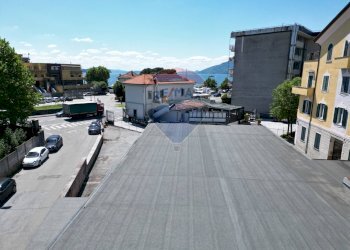 Terrazza - Negozio Via Alle Fabbriche
 
1, Verbania - foto 6